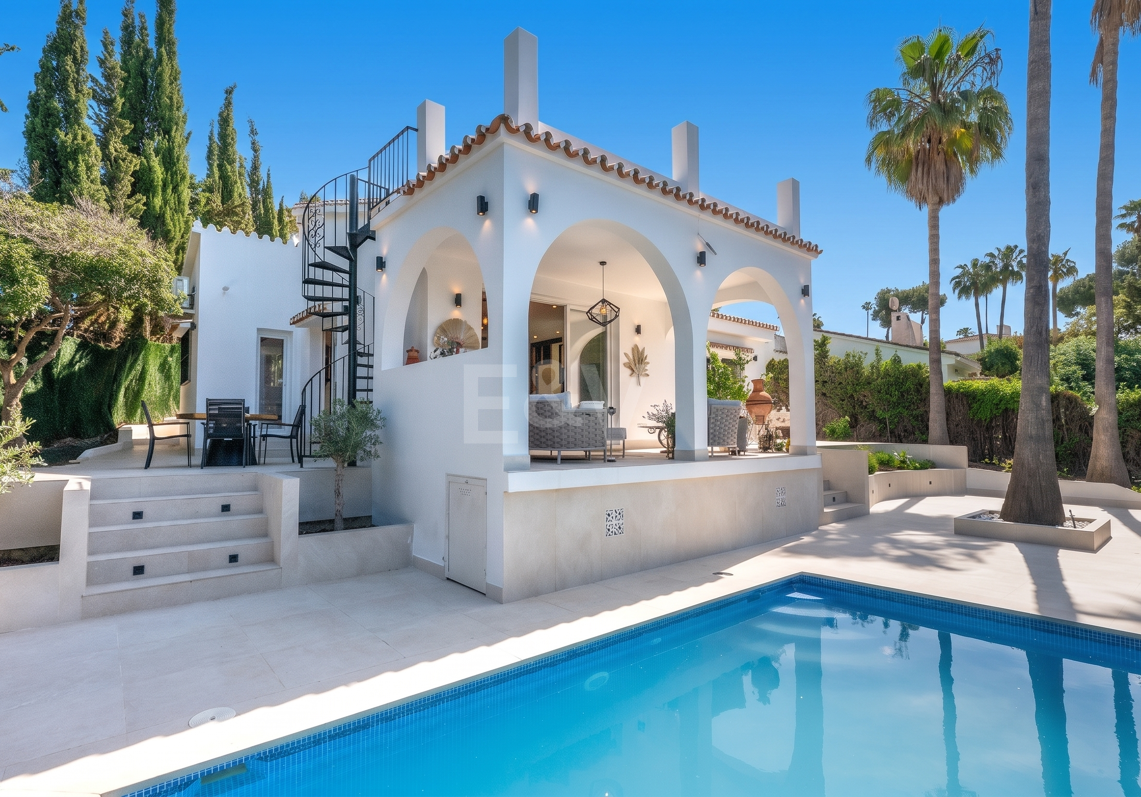 Bungaló totalmente renovado con piscina privada