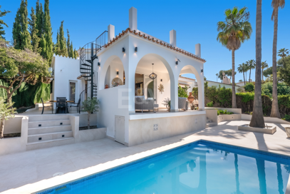Bungaló totalmente renovado con piscina privada