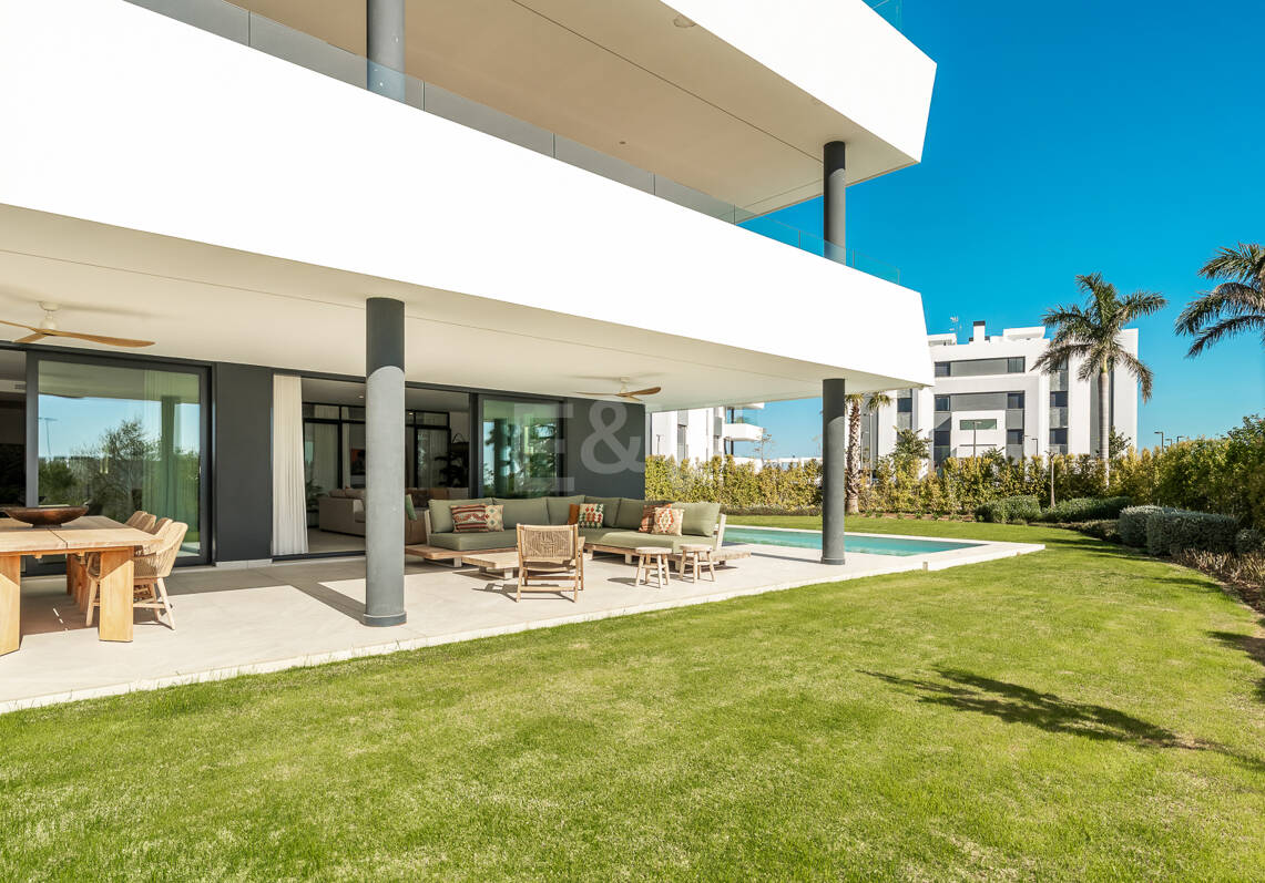 Elegant Garden Apartment with Private Pool in Exclusive Resort Community