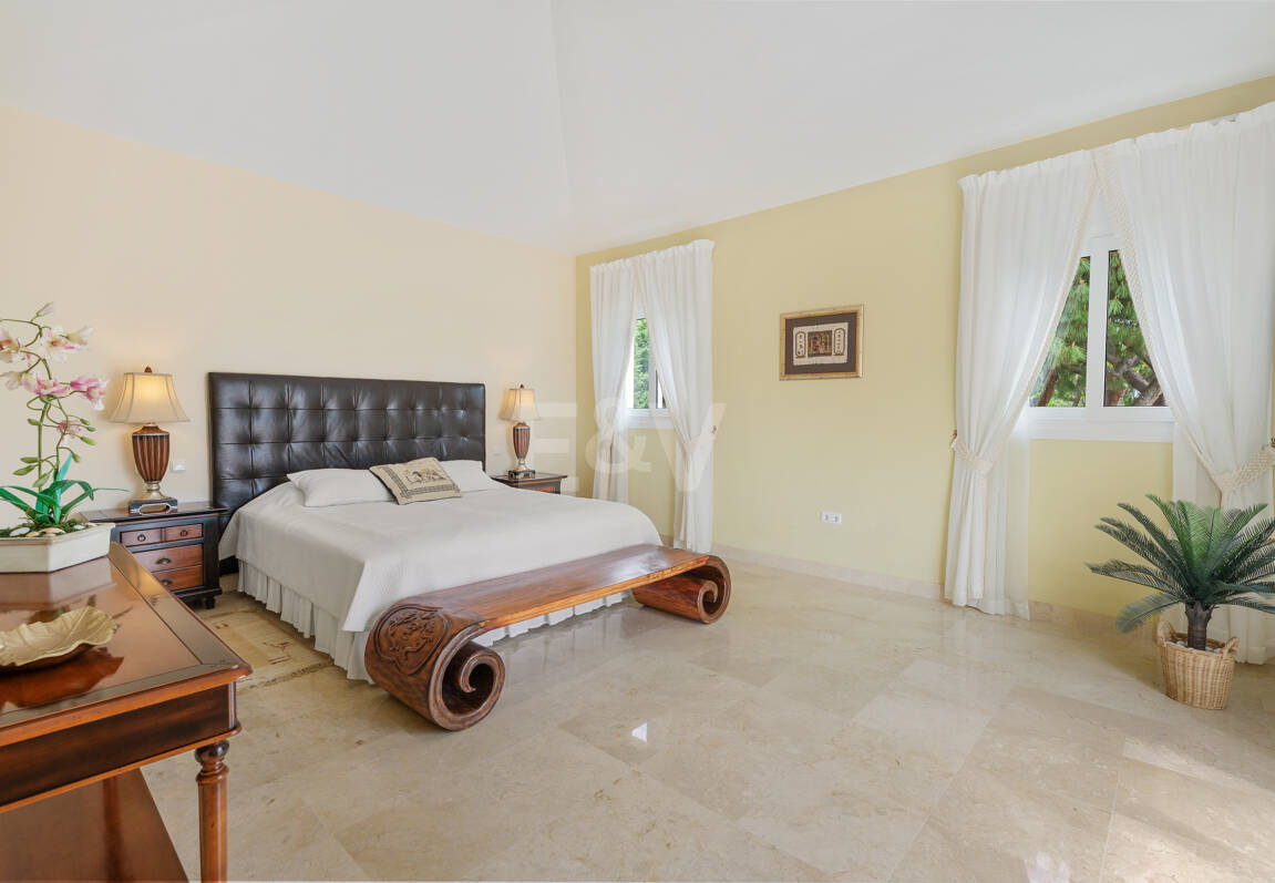 Villa till salu i Elviria, Marbella Öst