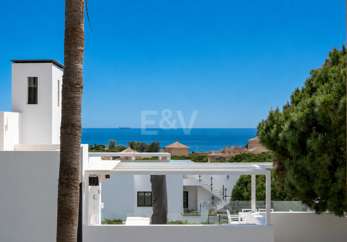 Elegante Villa mit Meerblick und fußläufig zum Strand