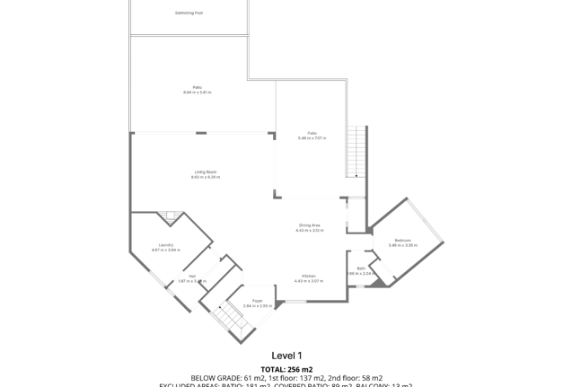 Elegante villa junto a la playa en el este de Marbella con piscina, jacuzzi, campo de golf y a un paso de los servicios