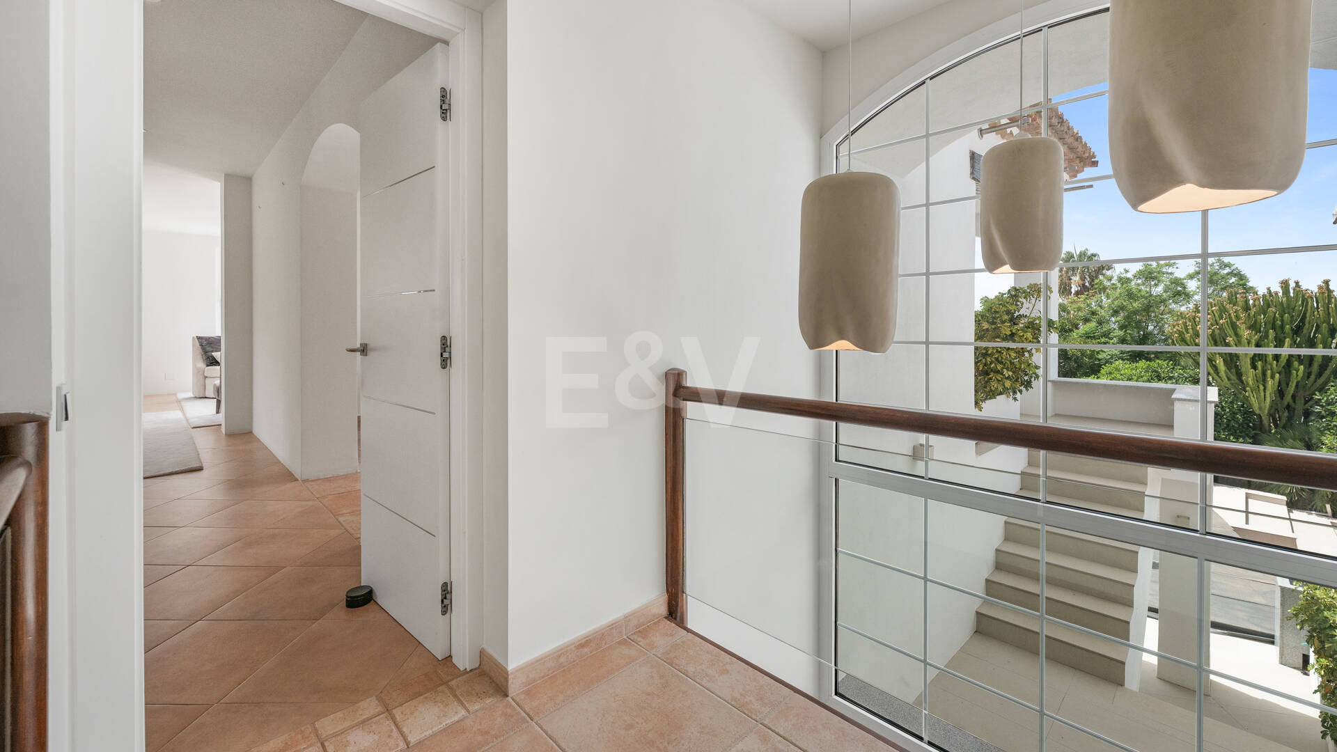 Villa familiar excepcional con vistas panorámicas al mar, cerca de la Milla de Oro de Marbella
