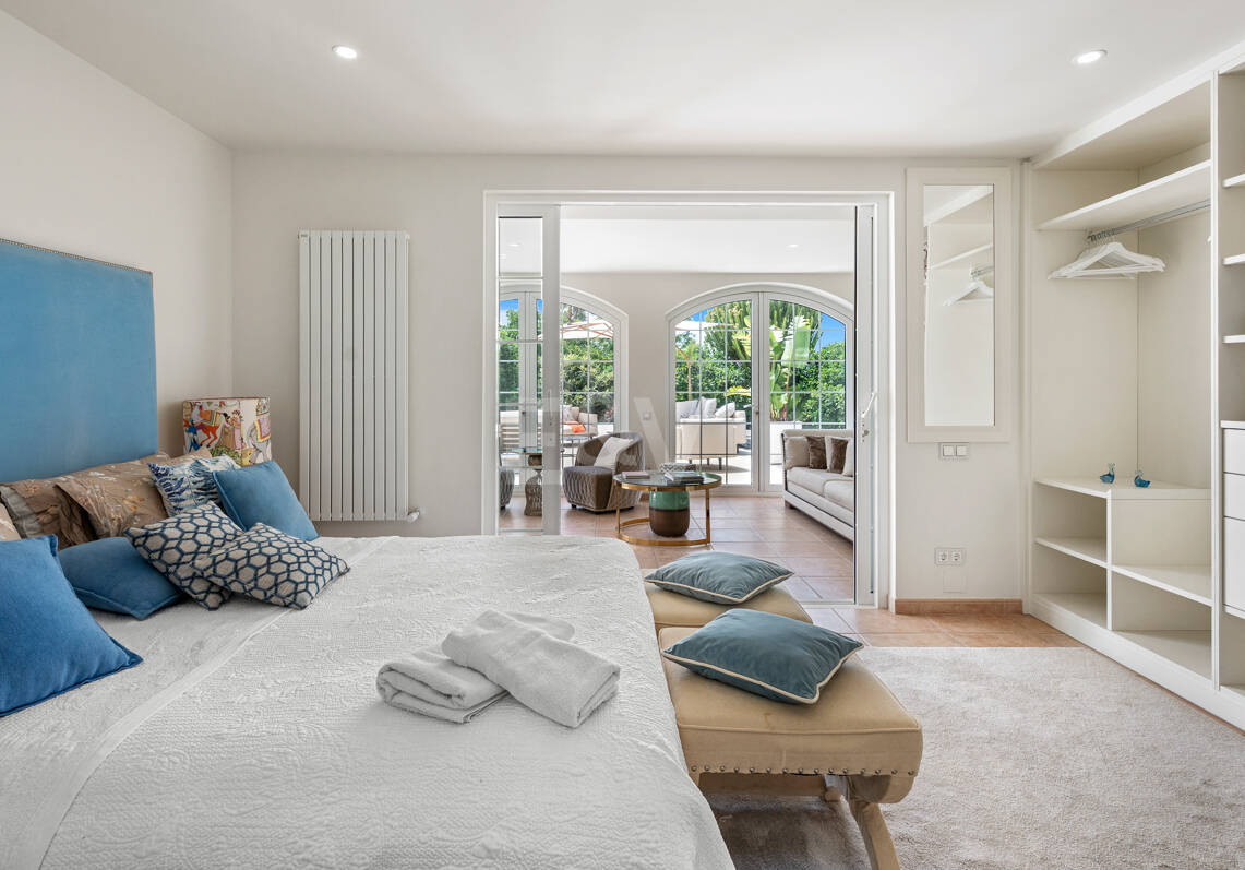 Villa familiar excepcional con vistas panorámicas al mar, cerca de la Milla de Oro de Marbella
