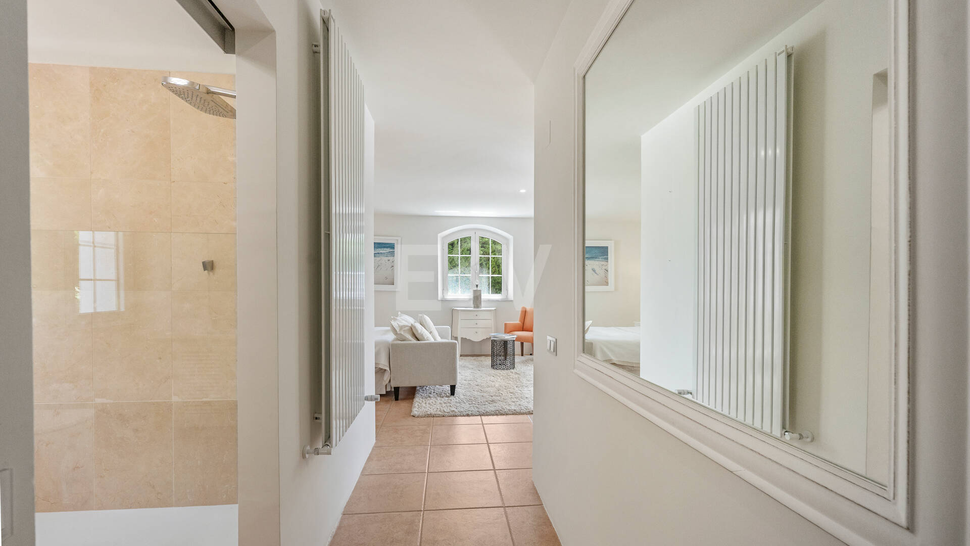 Villa familiar excepcional con vistas panorámicas al mar, cerca de la Milla de Oro de Marbella