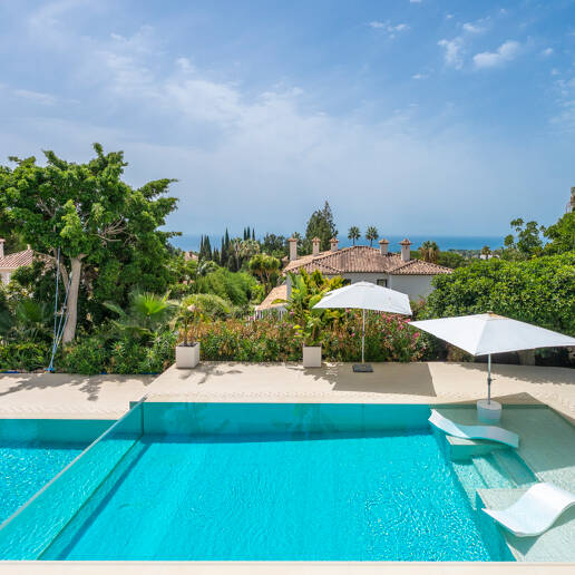 Villa familiar excepcional con vistas panorámicas al mar, cerca de la Milla de Oro de Marbella