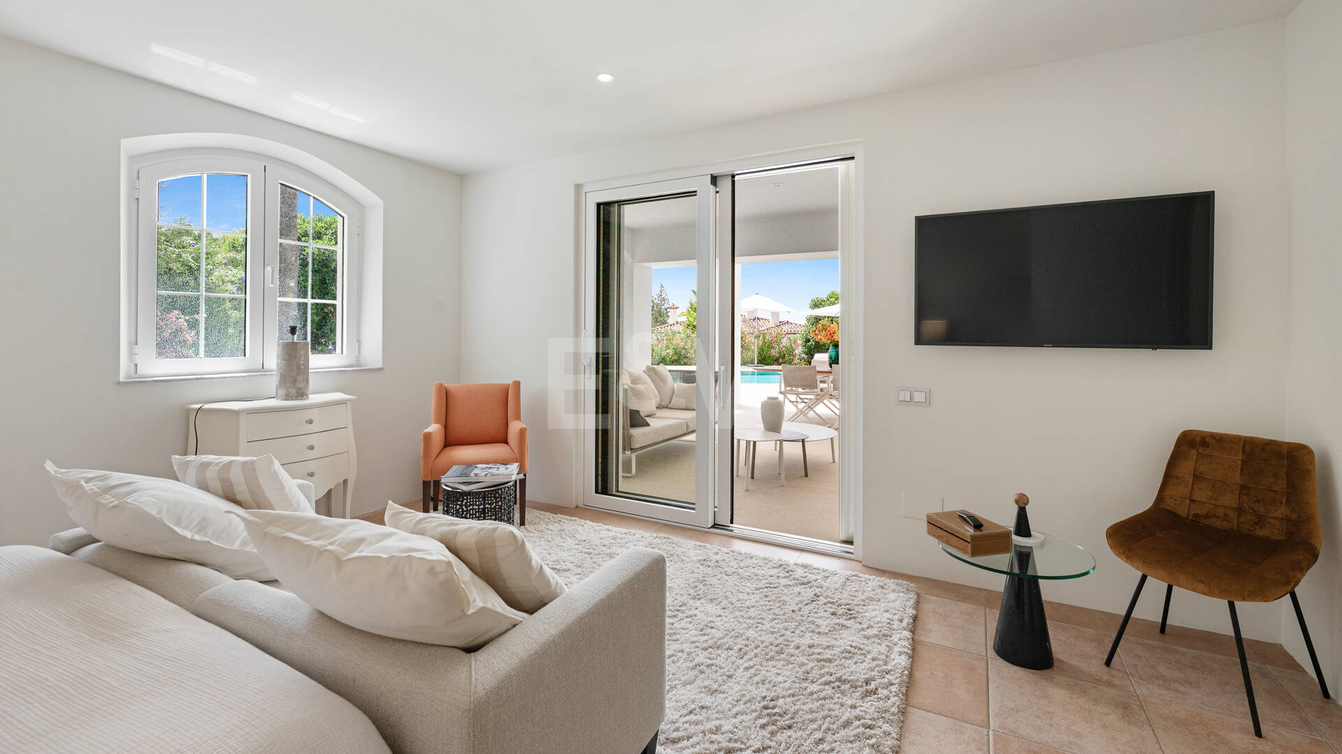 Villa familiar excepcional con vistas panorámicas al mar, cerca de la Milla de Oro de Marbella