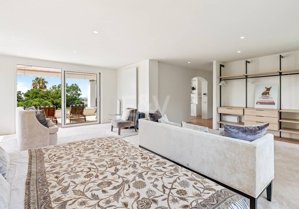 Villa familiar excepcional con vistas panorámicas al mar, cerca de la Milla de Oro de Marbella