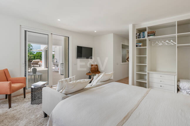 Villa familiar excepcional con vistas panorámicas al mar, cerca de la Milla de Oro de Marbella