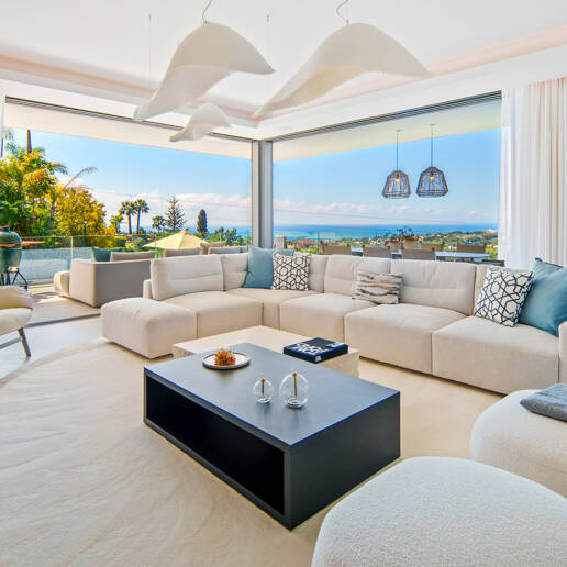 Moderne Villa mit grenzenlosem Ausblick