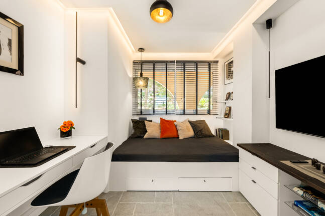 Turnkey ready apartment with Panoramic Seaviews in the heart of the Golf-Valley