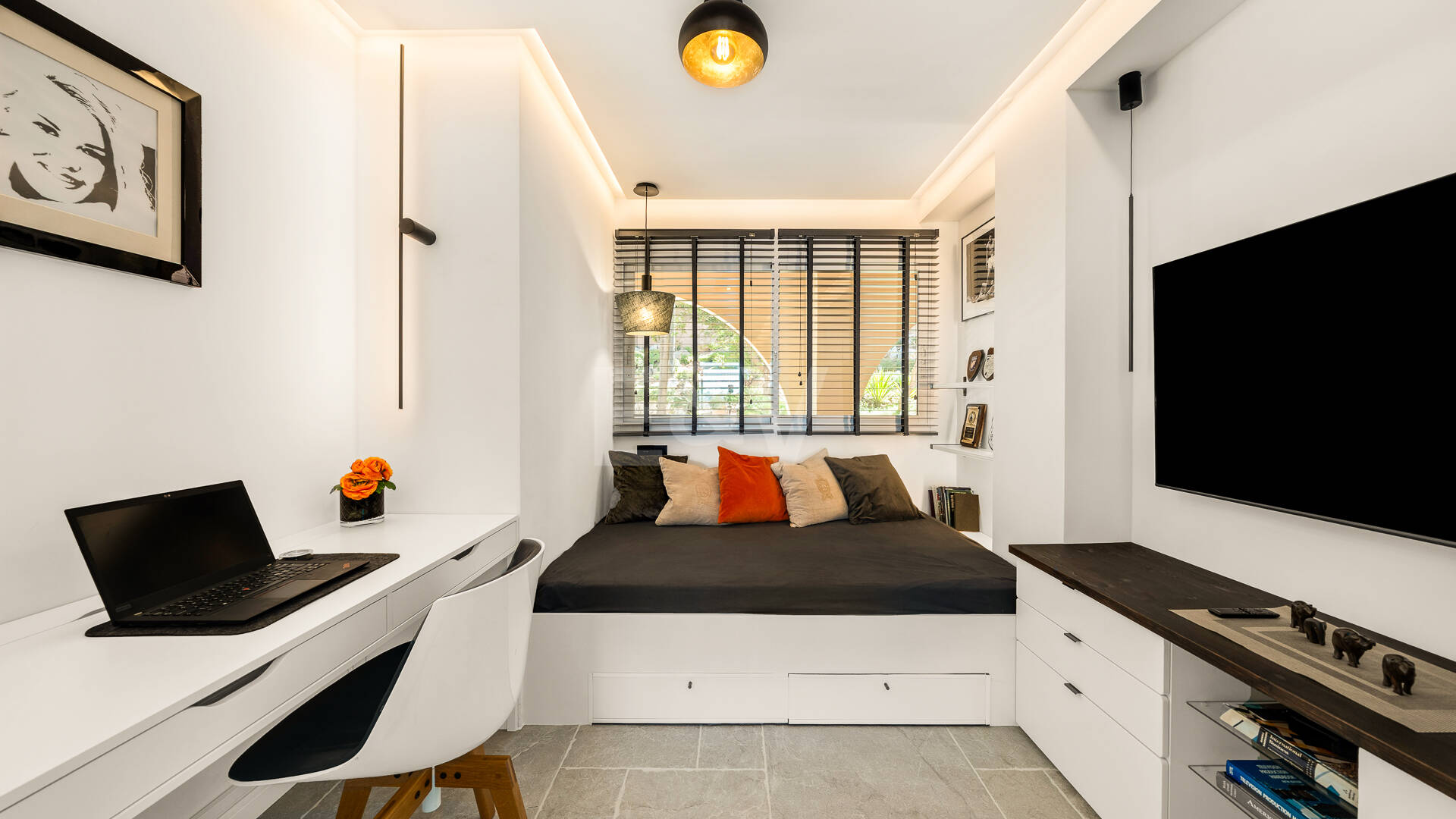 Turnkey ready apartment with Panoramic Seaviews in the heart of the Golf-Valley