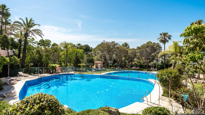 Turnkey ready apartment with Panoramic Sea views in the heart of the Golf-Valley, Las Brisa