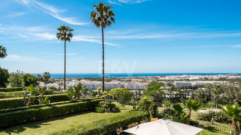 Lägenhet till salu i Nueva Andalucia, Marbella