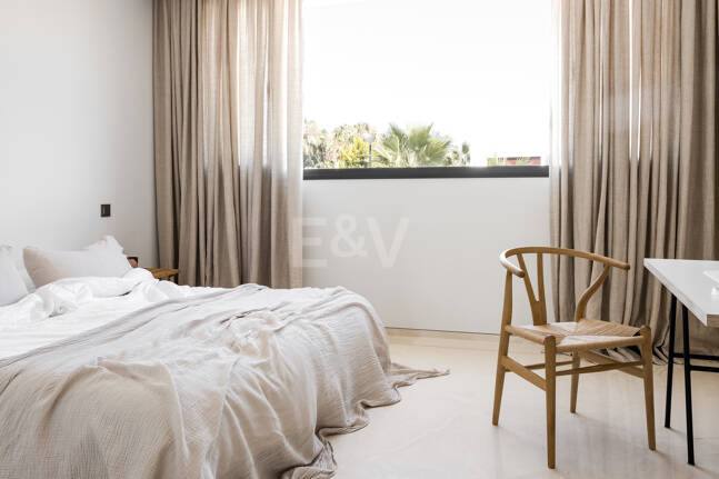 Moderne Zeitgenössische Villa In Laufdistanz Zum Puente Romano An Der Goldenen Meile Von Marbella
