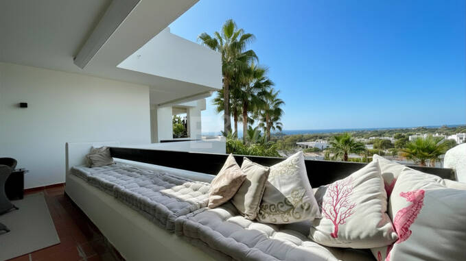 Appartement à louer à long terme en Lomas del Marqués, Benahavis