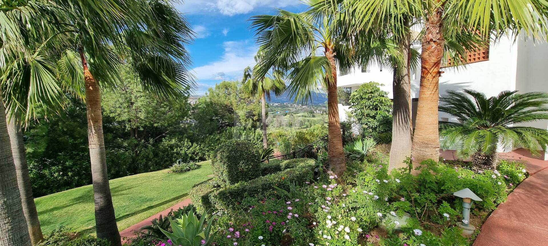 Apartament do wynajęcia w Benahavis