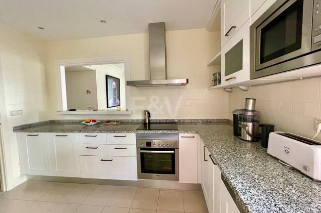 Apartament do wynajęcia w Benahavis