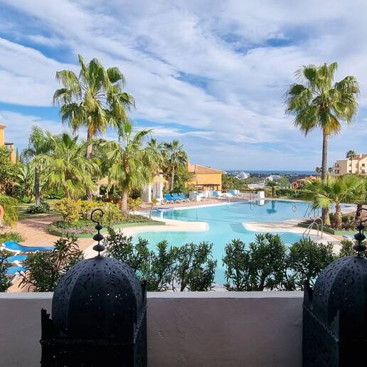 Elegant 3-Bedroom Apartment with Panoramic Sea Views in Lomas del Marqués, Benahavís | Long-Term Rental