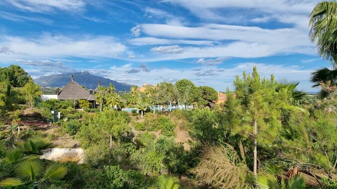 Appartement à louer à long terme en Lomas del Marqués, Benahavis