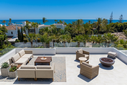Impresionante villa contemporánea con vistas panorámicas al mar