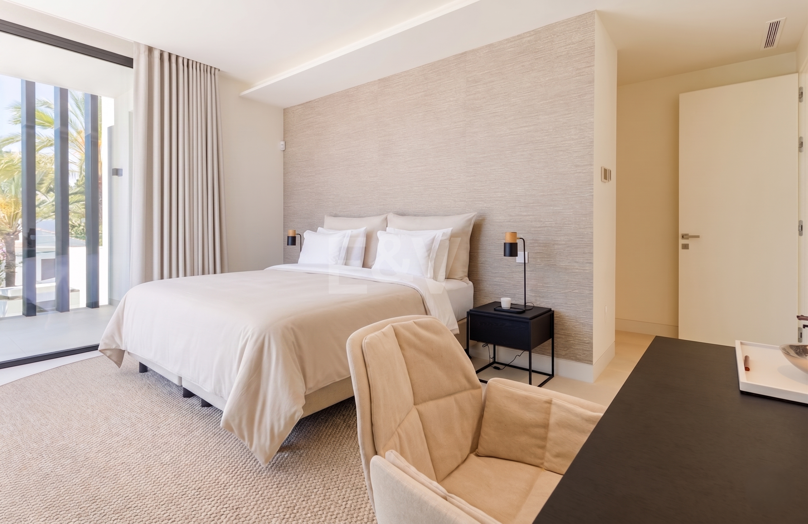 Impresionante villa contemporánea con vistas panorámicas al mar