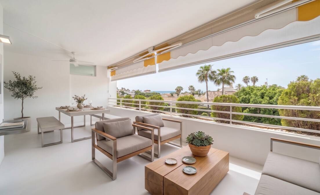 Located in Guadalmina Baja, one of Marbella’s most exclusive and tranquil beachside residential enclaves, this spacious apartment offers a refined...