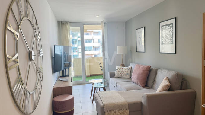 Cozy 1-Bedroom Beachfront Apartment in Marbella Centre – 30m from the Sea | Long-Term Rental