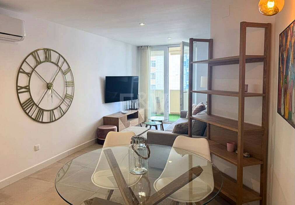 Gemütliche 1-Zimmer-Wohnung direkt am Strand im Zentrum von Marbella – 30 m vom Meer | Langzeitmiete