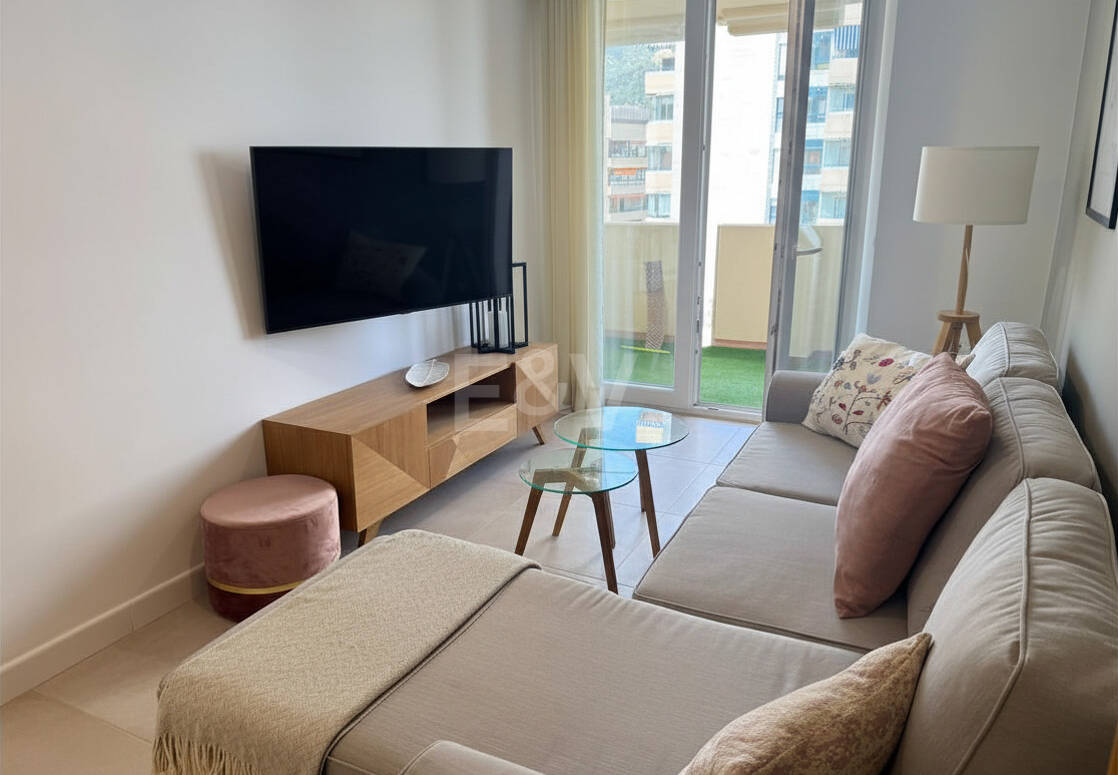 Gemütliche 1-Zimmer-Wohnung direkt am Strand im Zentrum von Marbella – 30 m vom Meer | Langzeitmiete