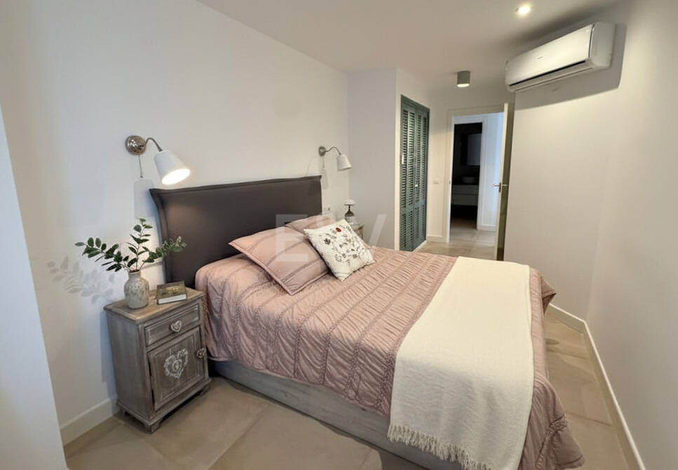 Gemütliche 1-Zimmer-Wohnung direkt am Strand im Zentrum von Marbella – 30 m vom Meer | Langzeitmiete