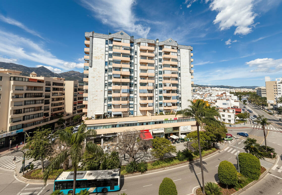 Gemütliche 1-Zimmer-Wohnung direkt am Strand im Zentrum von Marbella – 30 m vom Meer | Langzeitmiete