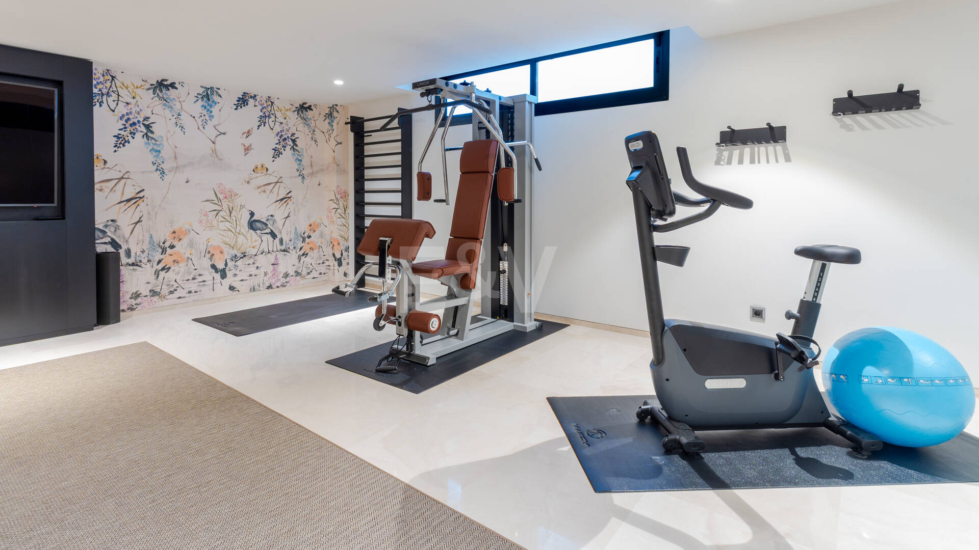 Moderne Villa in Geschlossener Wohnanlage in Gehweite zu Puente Romano und dem Strand