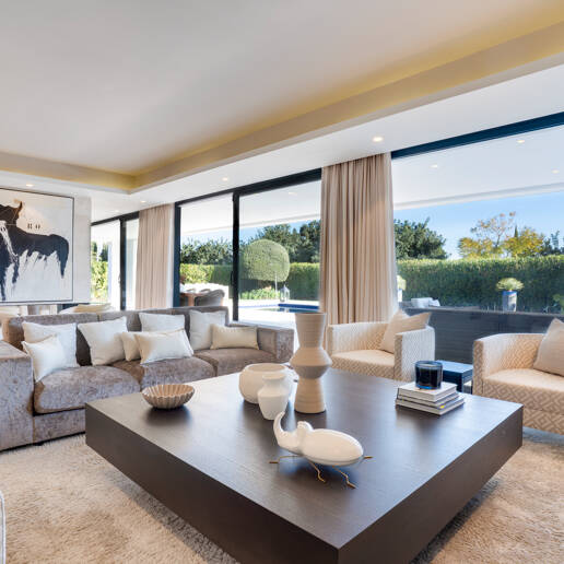 Moderne Villa in Geschlossener Wohnanlage in Gehweite zu Puente Romano und dem Strand