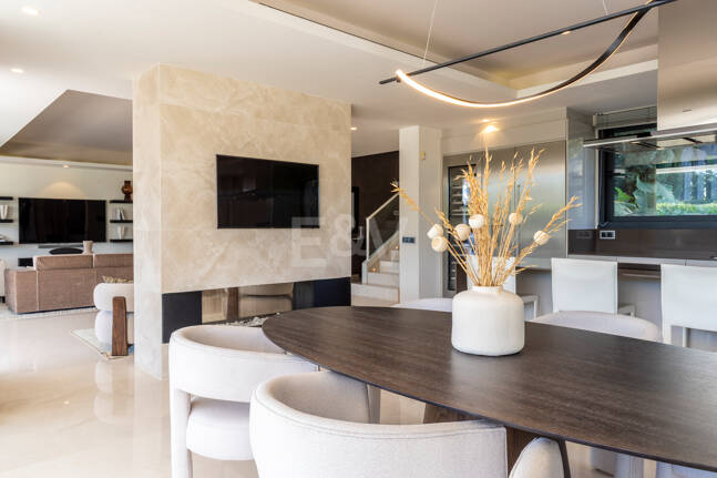 Moderne Villa in Geschlossener Wohnanlage in Gehweite zu Puente Romano und dem Strand