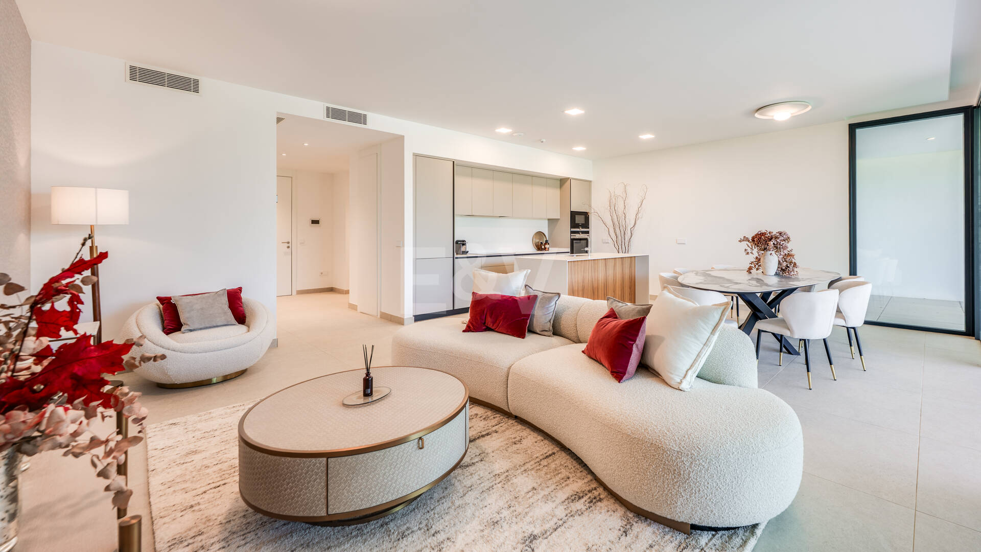 Garden Apartment z prywatnym ogrodem i widokiem na morze