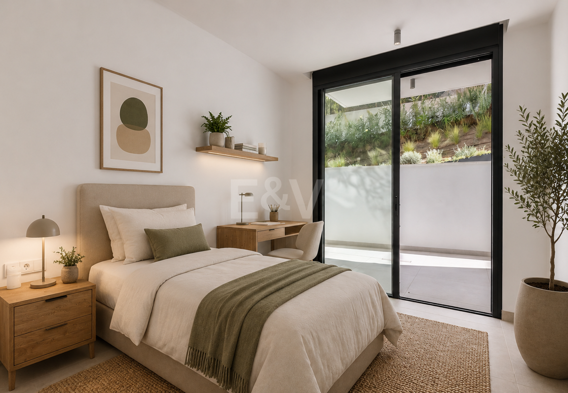 Garden Apartment z prywatnym ogrodem i widokiem na morze
