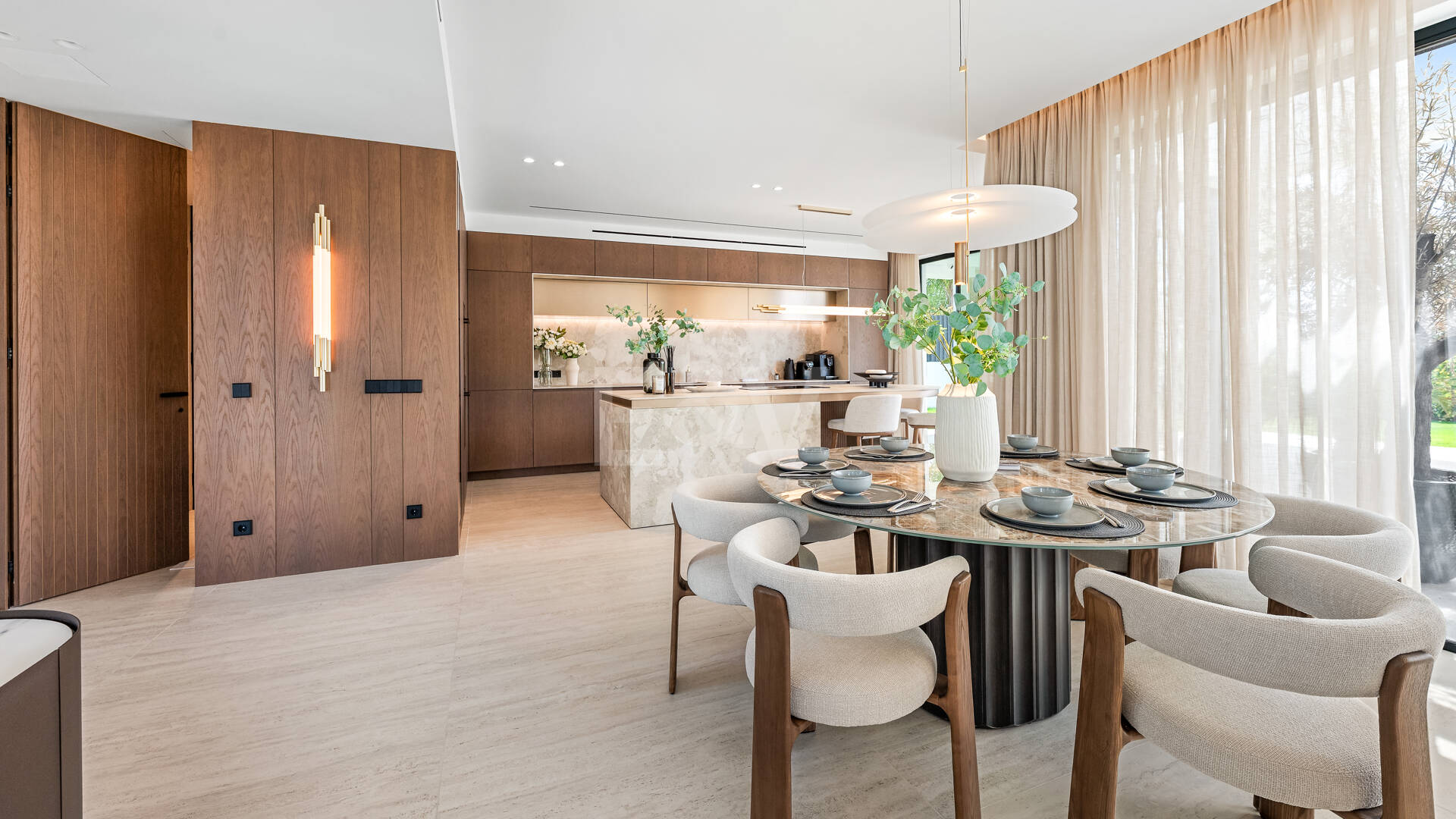 Villa junto a la playa con vistas al mar, solárium en azotea y zona de bienestar