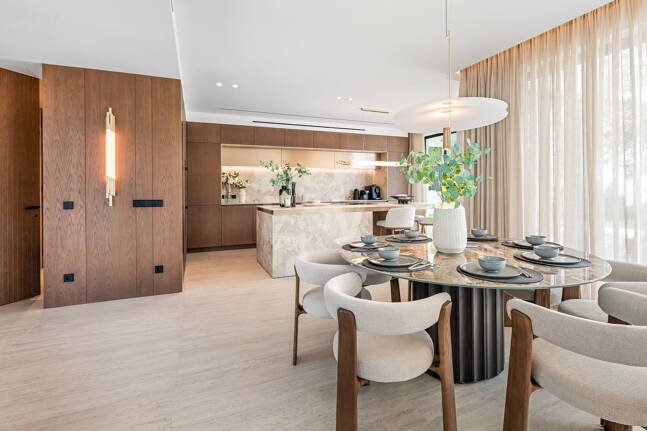 Villa junto a la playa con vistas al mar, solárium en azotea y zona de bienestar