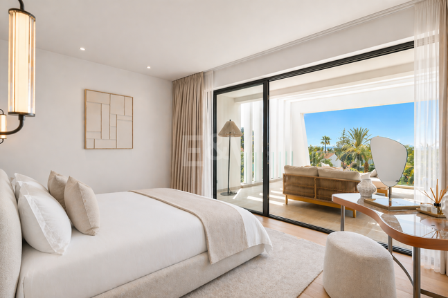 Villa junto a la playa con vistas al mar, solárium en azotea y zona de bienestar