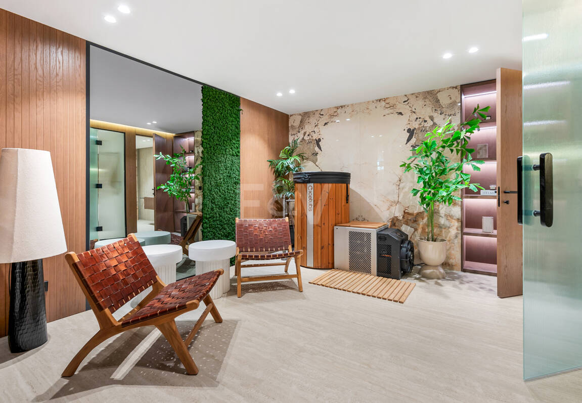 Villa junto a la playa con vistas al mar, solárium en azotea y zona de bienestar