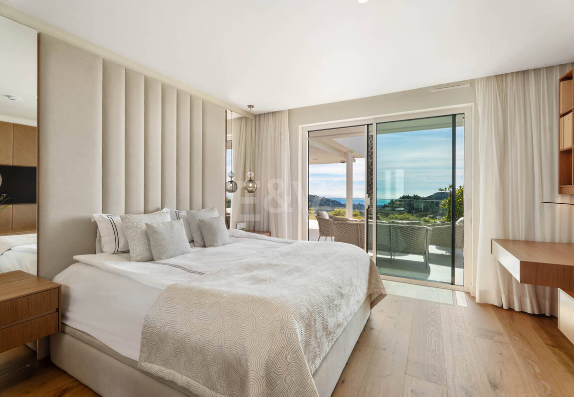 Apartamento con jardín privado en Palo Alto Marbella con vistas panorámicas al mar