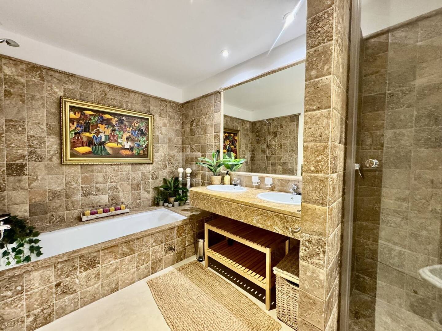 Exclusive Garden Apartment avec vue sur la mer panoramique et le golf