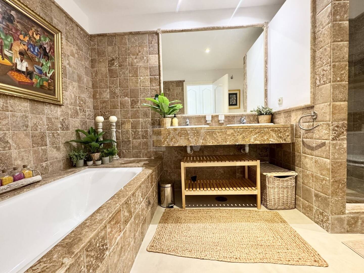 Exclusive Garden Apartment avec vue sur la mer panoramique et le golf