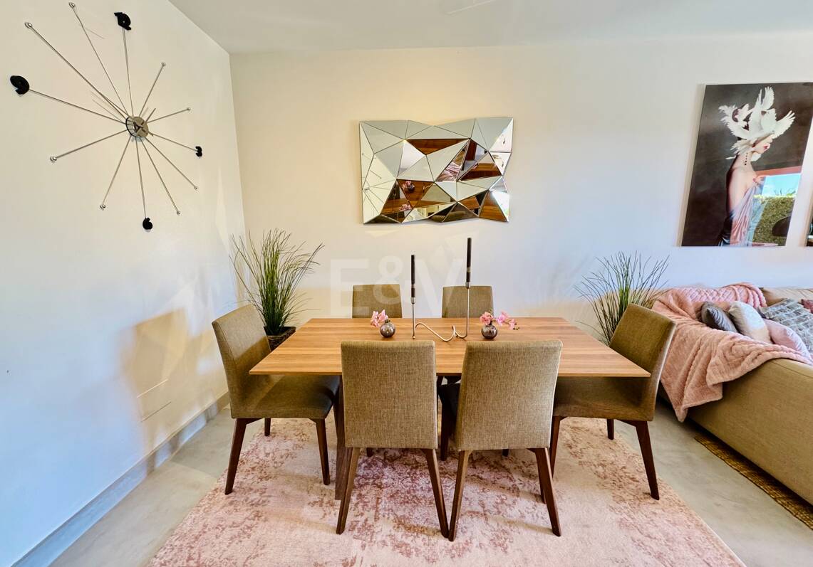 Exclusive Garden Apartment avec vue sur la mer panoramique et le golf