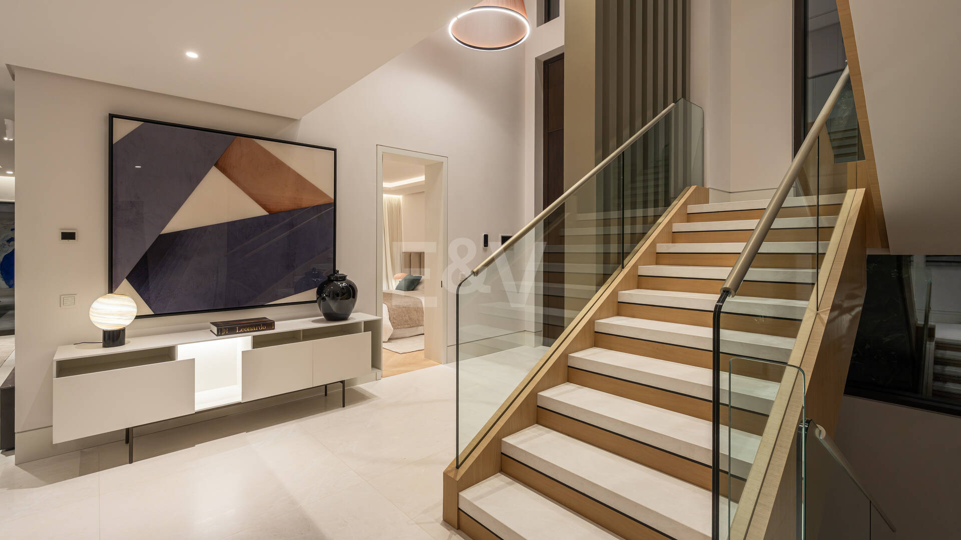 Spektakuläre Neubauvilla mit Meerblick im Marbella Hill Club