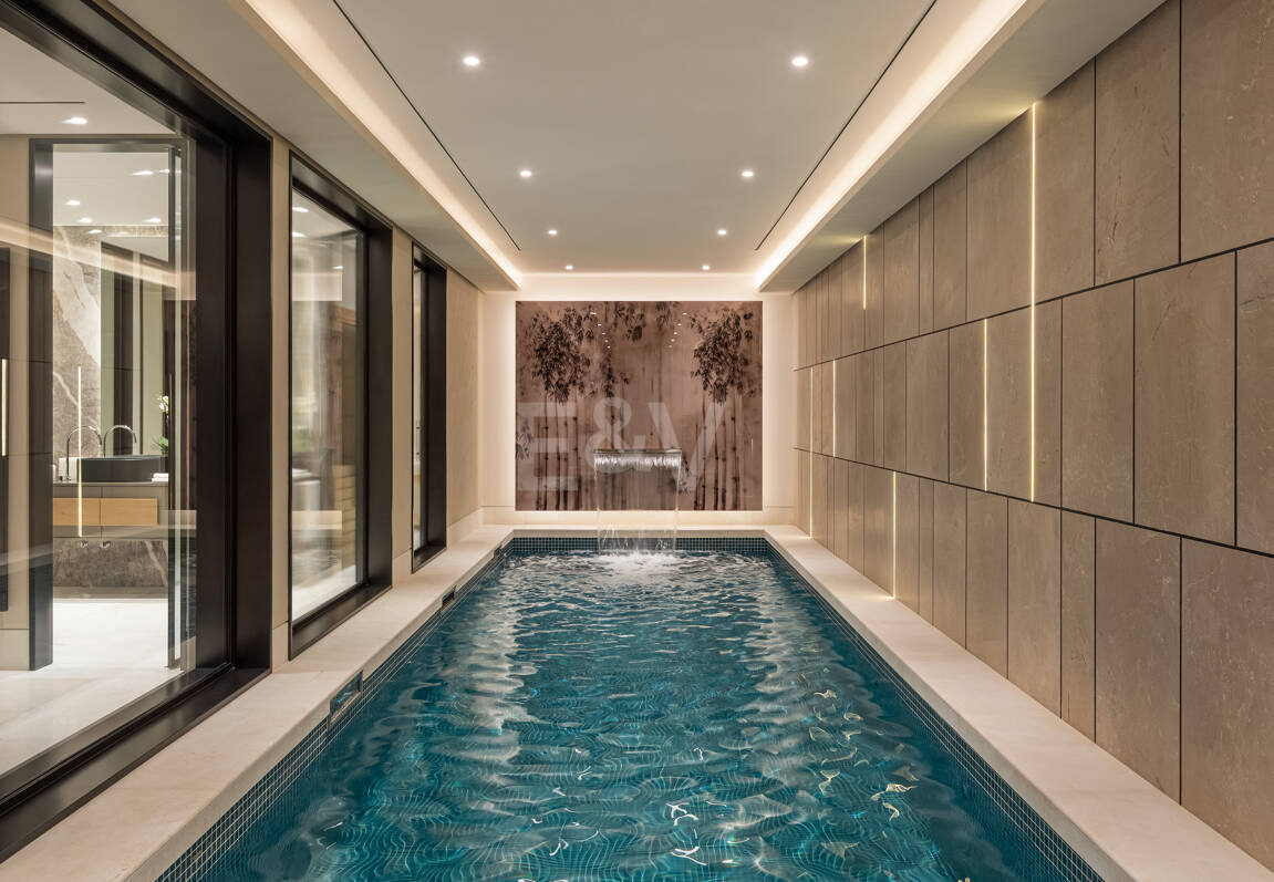 Spektakuläre Neubauvilla mit Meerblick im Marbella Hill Club