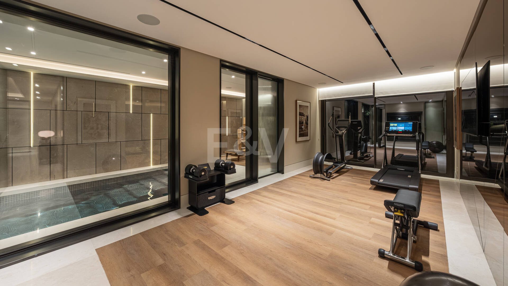 Spektakuläre Neubauvilla mit Meerblick im Marbella Hill Club