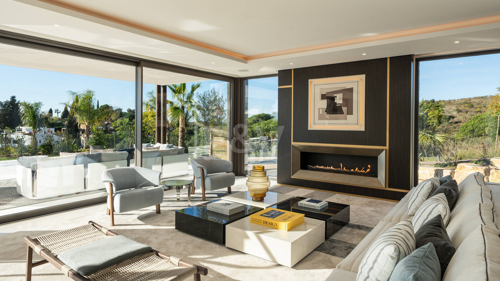 Spektakuläre Neubauvilla mit Meerblick im Marbella Hill Club