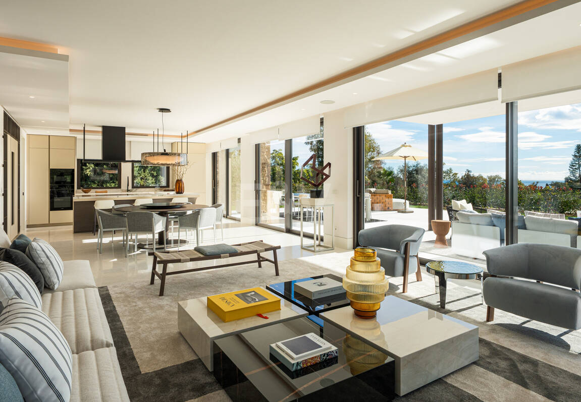 Spektakuläre Neubauvilla mit Meerblick im Marbella Hill Club